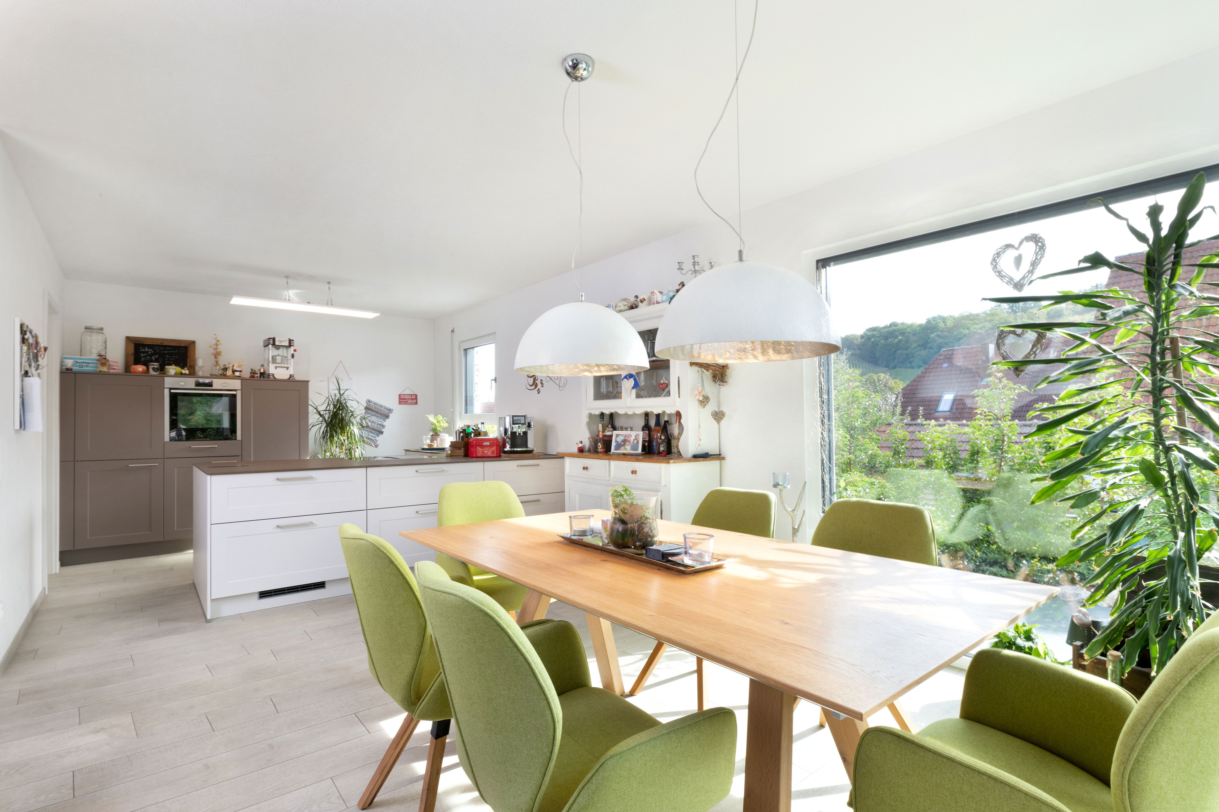 U343-walmdachbungalow-küche.jpg