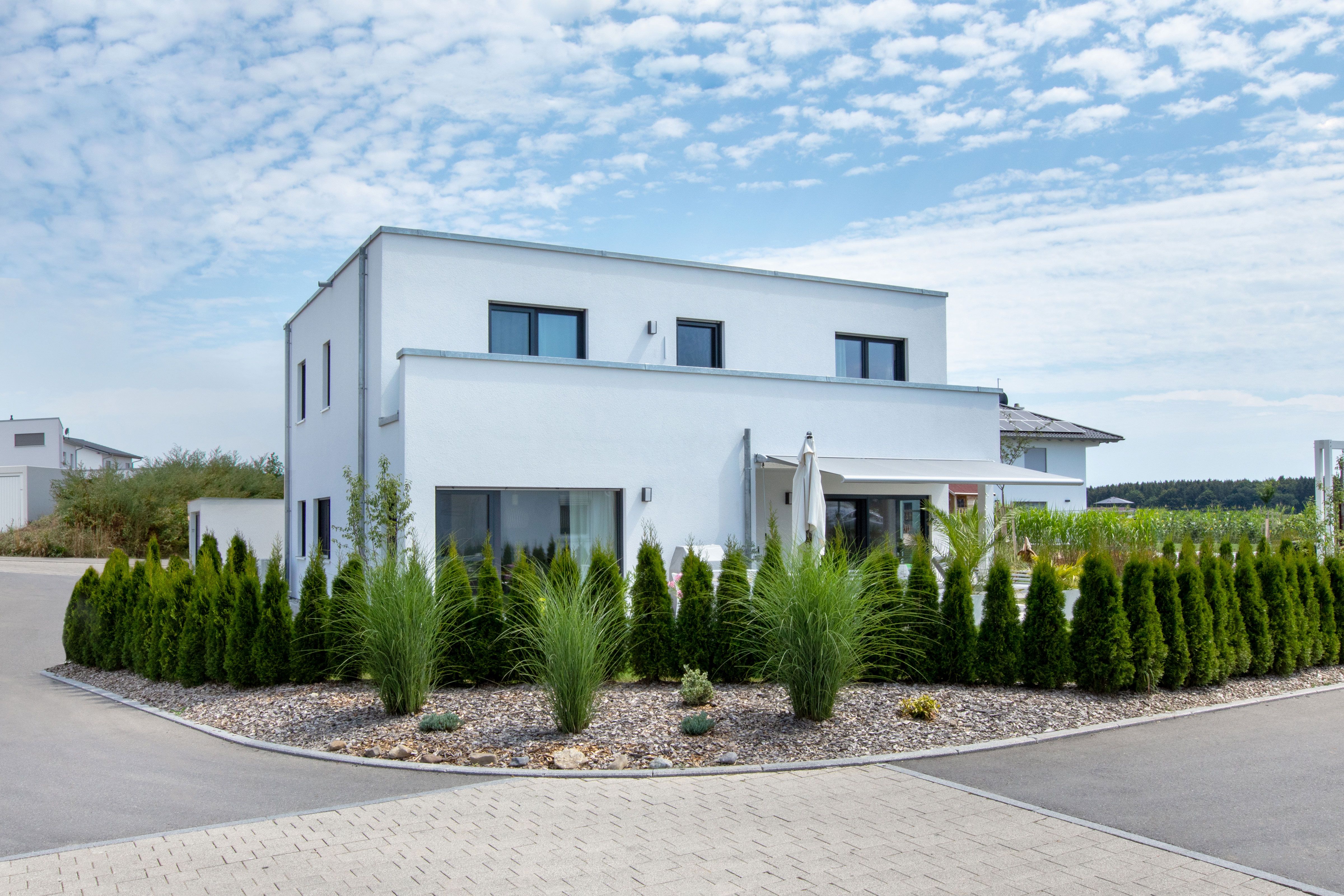 U369-modernes-effizinezhaus-mit-flachdach.jpg
