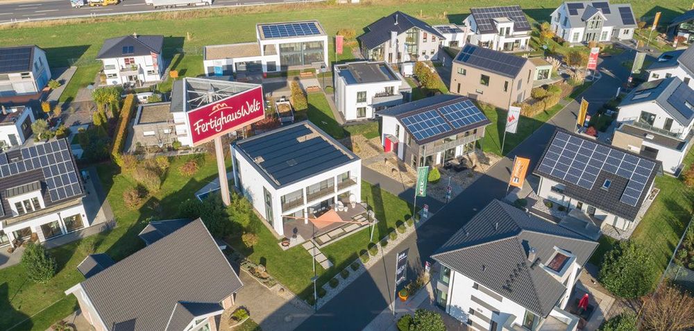 Außenansicht der FertighausWelt Köln